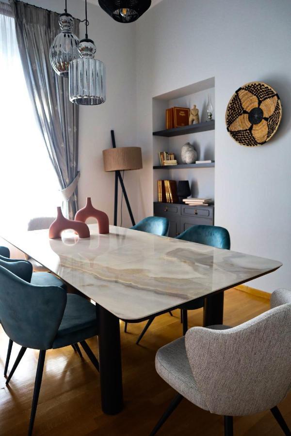 Thiseas Luxury Apartment Atene Esterno foto