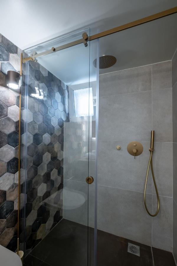 Thiseas Luxury Apartment Atene Esterno foto